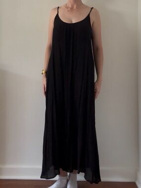 Raviya Black Spaghetti-Strap Maxi Slip Dress